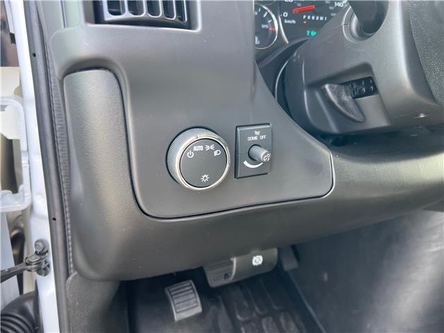 2025 GMC Savana 2500 Work Van (Stk: S1254785) in Calgary - Image 16 of 19