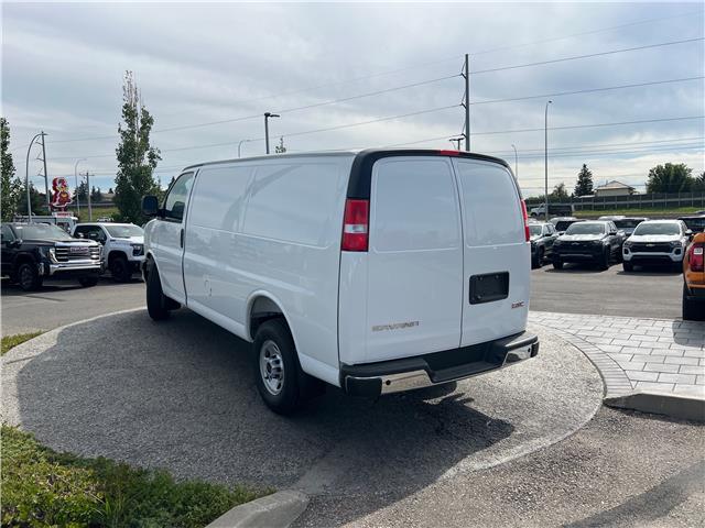 2025 Gmc Savana 2500 Cargo photo 2