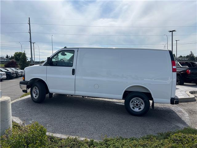2025 GMC Savana 2500 Work Van (Stk: S1254777) in Calgary - Image 3 of 19