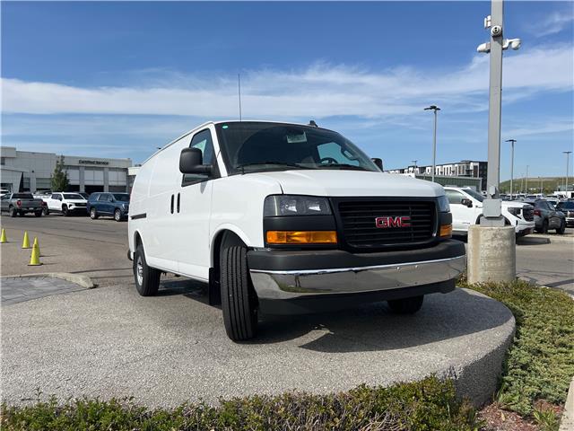 2025 GMC Savana 2500 Work Van (Stk: S1257655) in Calgary - Image 8 of 19