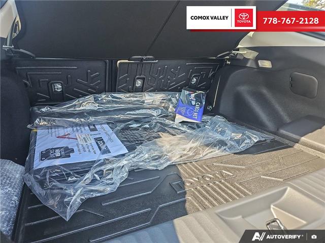 2026 Toyota Prius Plug-In Hybrid SE (Stk: TP055432) in Courtenay - Image 12 of 25