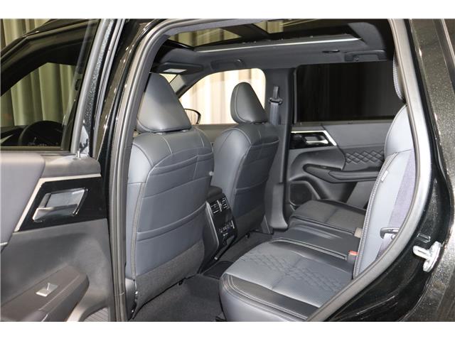 2025 Mitsubishi Outlander PHEV GT NOIR (Stk: P25847) in Edmonton - Image 23 of 30 2025 Mitsubishi Outlander PHEV GT NOIR (Stk: P25847) in Edmonton - Image 23 of 30