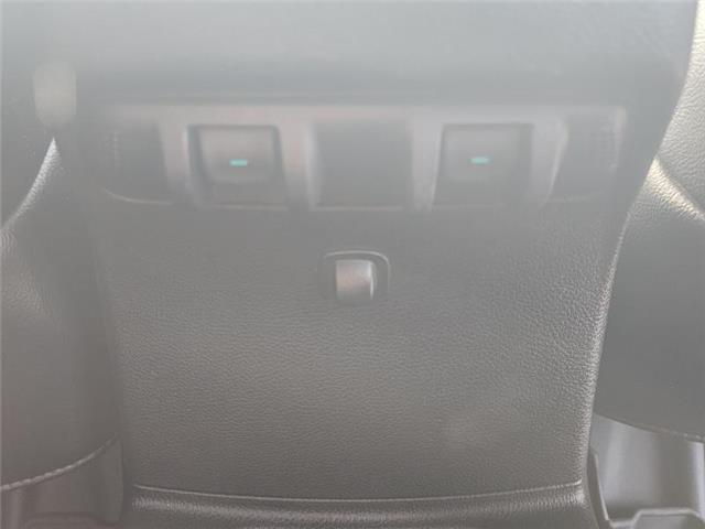 2017 Jeep Wrangler Unlimited Sahara (Stk: B5514) in Stony Plain - Image 19 of 43 2017 Jeep Wrangler Unlimited Sahara (Stk: B5514) in Stony Plain - Image 19 of 43