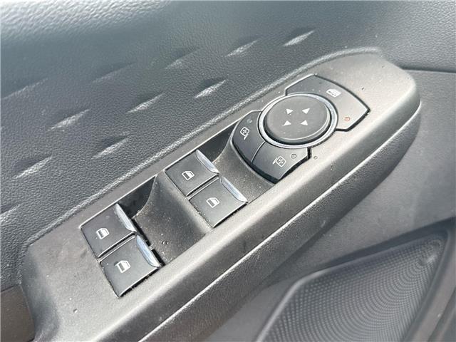 2020 Ford Escape SEL (Stk: LUA18258T) in Wallaceburg - Image 13 of 22