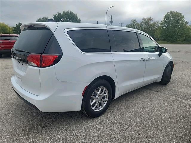 2026 Chrysler Grand Caravan SXT (Stk: 26001) in Dryden - Image 5 of 13