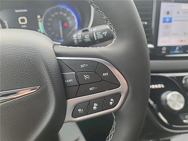 2026 Chrysler Grand Caravan SXT (Stk: 26001) in Dryden - Image 10 of 13