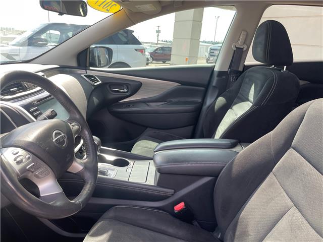2017 Nissan Murano SV in Charlottetown - Image 12 of 18