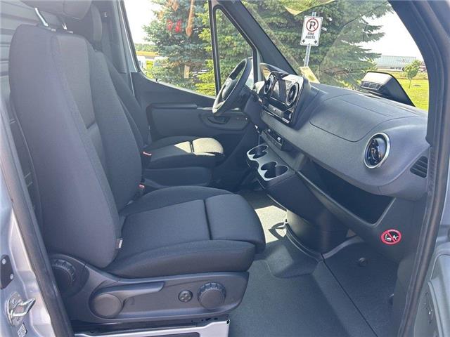 2025 Mercedes-Benz Sprinter 2500  (Stk: 25SP037) in Innisfil - Image 13 of 16