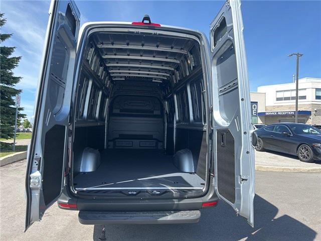 2025 Mercedes-Benz Sprinter 2500  (Stk: 25SP037) in Innisfil - Image 15 of 16
