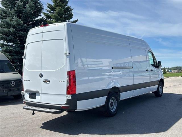 2025 Mercedes-Benz Sprinter 3500 High Roof 4-Cyl Diesel HO (Stk: 25SP040) in Innisfil - Image 6 of 16