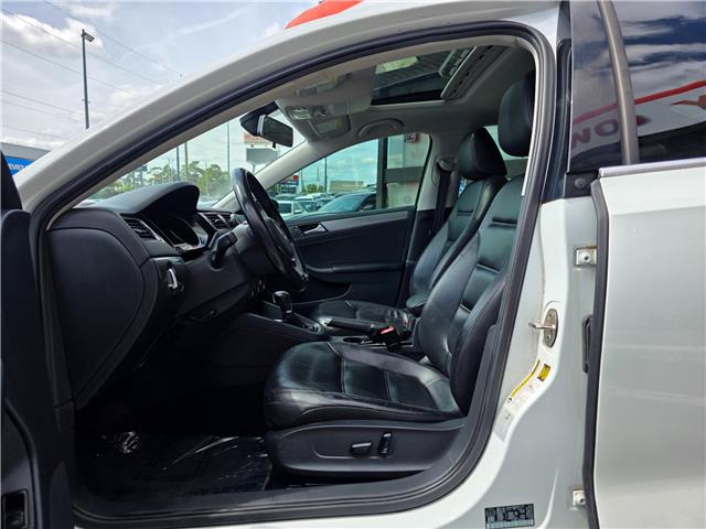 2017 Volkswagen Jetta 1.8 TSI Highline (Stk: 2508428) in Waterloo - Image 13 of 26