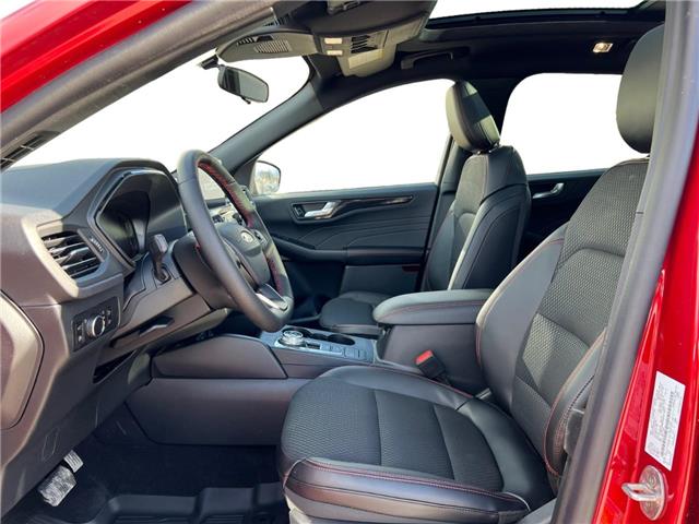2025 Ford Escape ST-Line (Stk: 12069) in Golden - Image 9 of 17