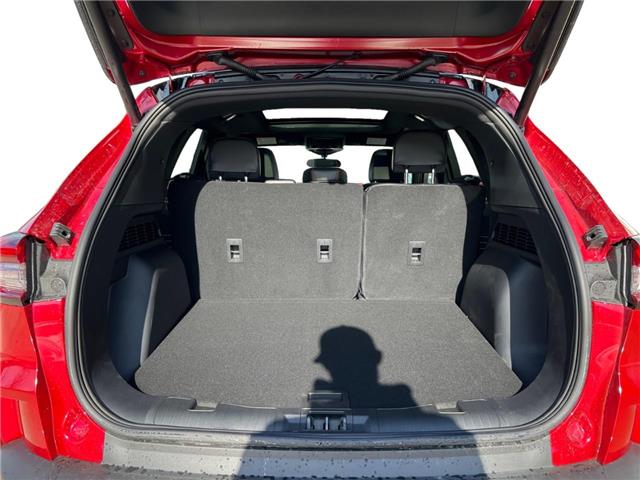 2025 Ford Escape ST-Line (Stk: 12069) in Golden - Image 13 of 17