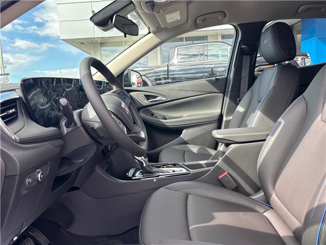 2026 Buick Encore GX Sport Touring (Stk: 26051) in Temiskaming Shores - Image 10 of 16 2026 Buick Encore GX Sport Touring (Stk: 26051) in Temiskaming Shores - Image 10 of 16