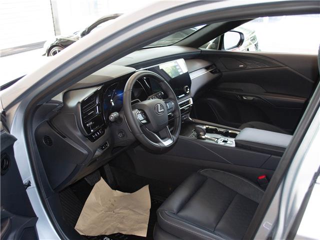 2025 Lexus RX 450h+ Base (Stk: 6867) in Kingston - Image 10 of 15