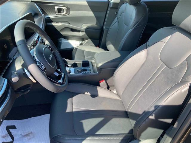 2025 Kia Sorento Plug-In Hybrid EX (Stk: SR25042) in Cold Lake - Image 7 of 15