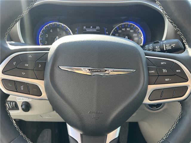2023 Chrysler Grand Caravan SXT (Stk: 25476) in Sudbury - Image 6 of 17