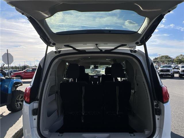 2023 Chrysler Grand Caravan SXT (Stk: 25476) in Sudbury - Image 15 of 17