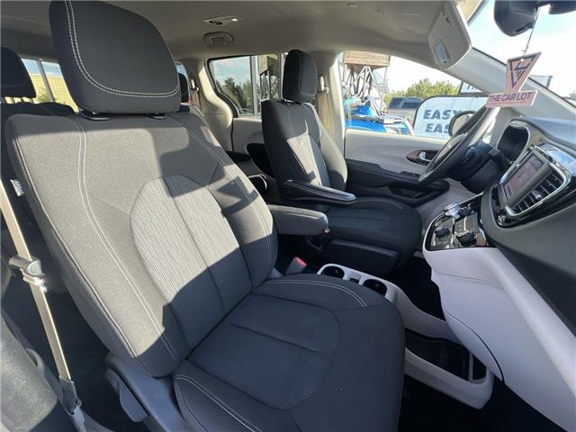 2023 Chrysler Grand Caravan SXT (Stk: 25476) in Sudbury - Image 16 of 17