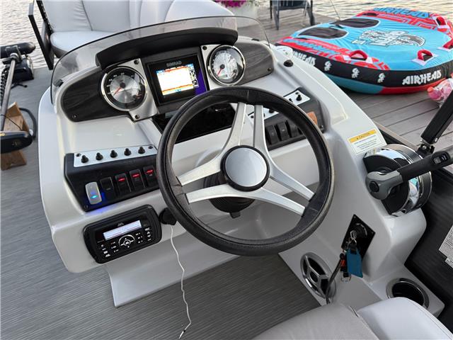 2017 - SWEETWATER BY GODFREY PREMIUM 215 W/ 115 MERCURY PRO XS (Stk: 14263) in Sudbury - Image 7 of 14