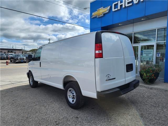 2025 Chevrolet Express 2500 Work Van (Stk: 31263) in The Pas - Image 4 of 15