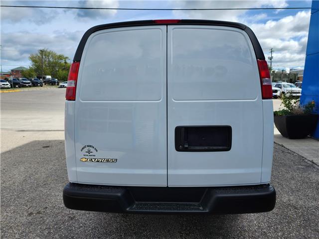 2025 Chevrolet Express 2500 Work Van (Stk: 31263) in The Pas - Image 5 of 15