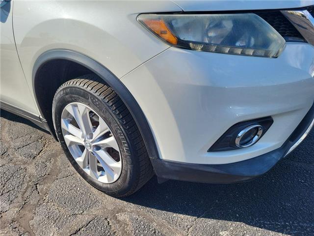 2016 Nissan Rogue S (Stk: 250370B) in Windsor - Image 10 of 19