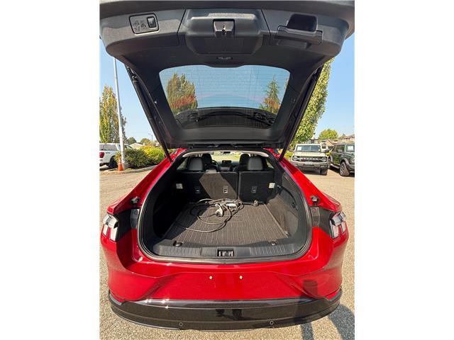 2021 Ford Mustang Mach-E Premium (Stk: OP25352) in Vancouver - Image 11 of 15