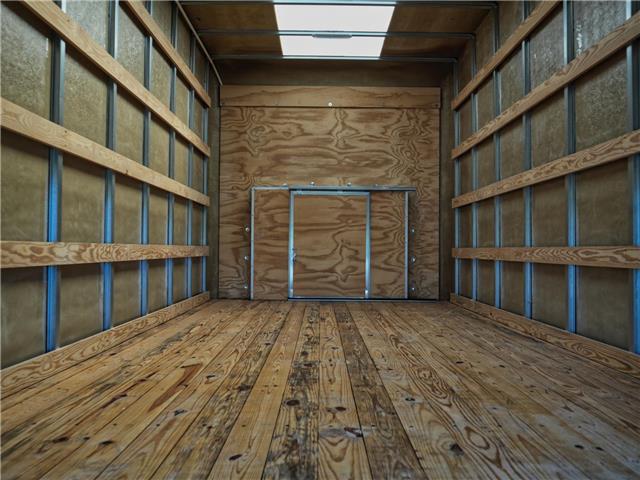 2023 GMC Savana Cutaway 4500 4500 Van (Stk: 23SAV33) in Virgil - Image 13 of 15