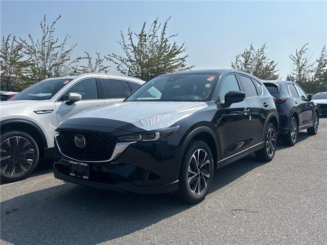 2025 Mazda CX-5  (Stk: 737919) in Surrey - Image 1 of 5