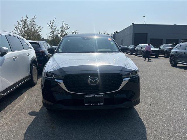 2025 Mazda CX-5  (Stk: 737919) in Surrey - Image 2 of 5