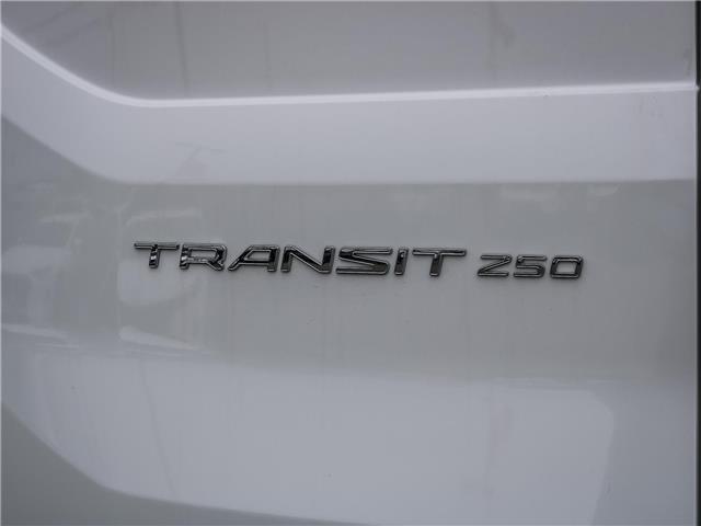 2025 Ford Transit-250 Cargo Base (Stk: 25TV375) in Toronto - Image 14 of 16