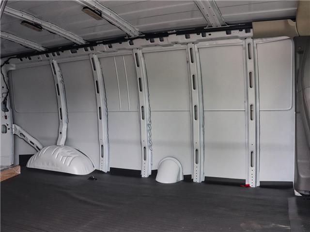 2025 GMC Savana 2500 Work Van (Stk: 25SAV27) in Virgil - Image 16 of 23