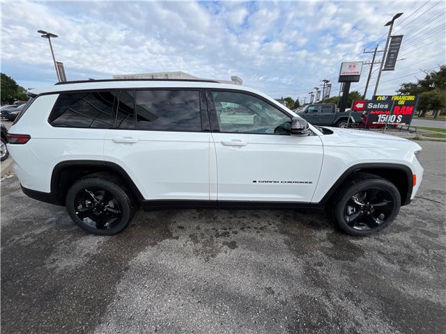 2025 Jeep Grand Cherokee L Laredo (Stk: 25-408) in Sarnia - Image 5 of 21