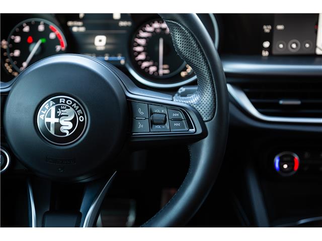 2022 Alfa Romeo Stelvio ti (Stk: M24056A) in London - Image 14 of 32