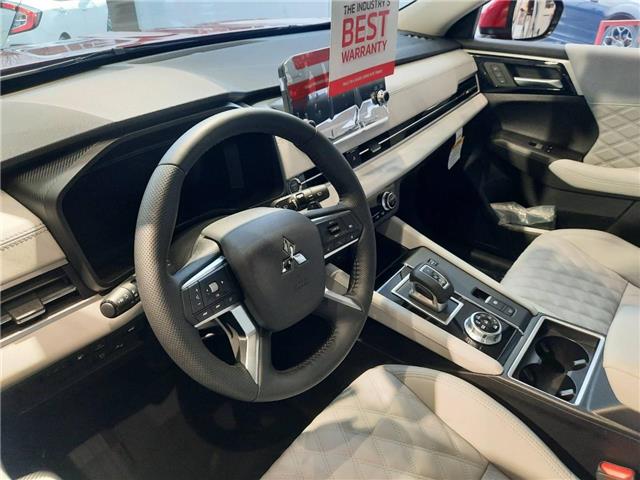2025 Mitsubishi Outlander PHEV SEL (Stk: M713) in Cornwall - Image 8 of 12