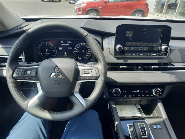 2025 Mitsubishi Outlander PHEV ES (Stk: M765) in Cornwall - Image 4 of 4