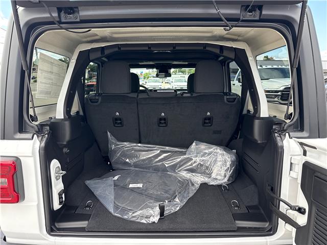 2025 Jeep Wrangler Sahara (Stk: 25-135) in Hanover - Image 7 of 21
