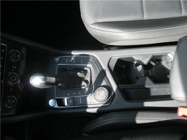 2020 Volkswagen Tiguan Comfortline (Stk: 25078A) in Stratford - Image 10 of 23