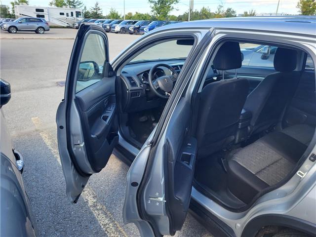 2022 Mitsubishi Outlander  (Stk: S0037A) in Barrie - Image 18 of 50