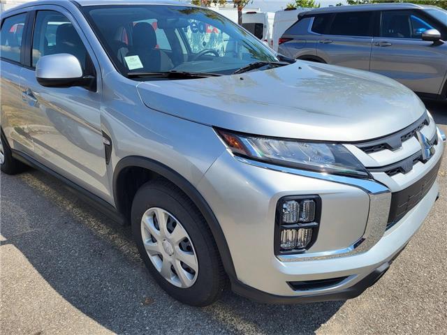 2023 Mitsubishi RVR ES (Stk: 00822) in Barrie - Image 3 of 28