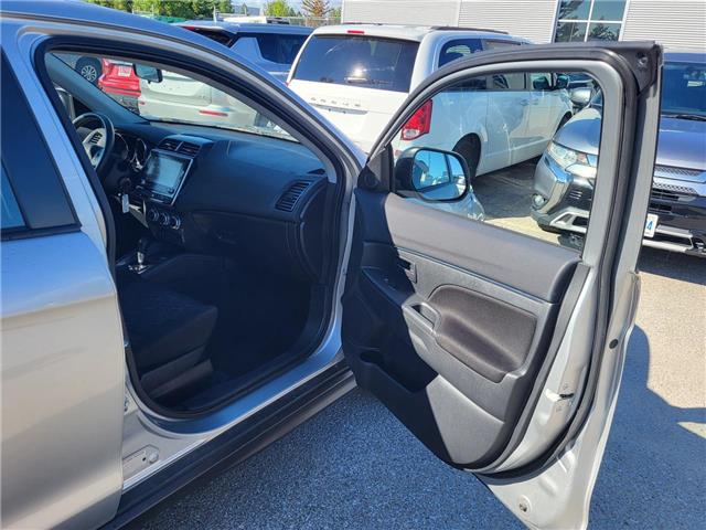 2023 Mitsubishi RVR ES (Stk: 00822) in Barrie - Image 19 of 28