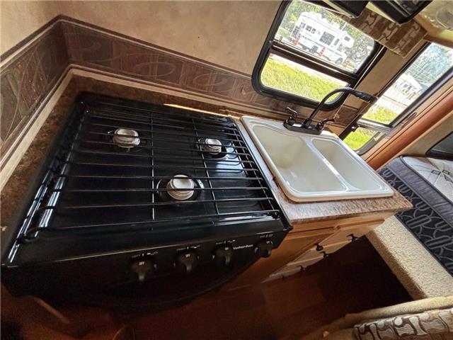 2009 KZ SPREE (Stk: P525B) in Pembroke - Image 14 of 19 2009 KZ SPREE (Stk: P525B) in Pembroke - Image 14 of 19