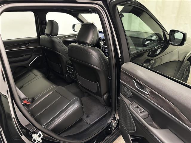 2025 Jeep Grand Cherokee Limited (Stk: 37365) in Lethbridge - Image 23 of 28
