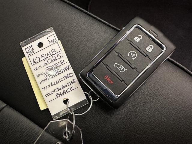 2025 Jeep Grand Cherokee Limited (Stk: 37365) in Lethbridge - Image 28 of 28
