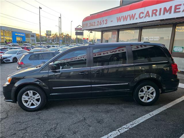 2017 Dodge Grand Caravan Crew (Stk: 2508432) in Waterloo - Image 2 of 27 2017 Dodge Grand Caravan Crew (Stk: 2508432) in Waterloo - Image 2 of 27