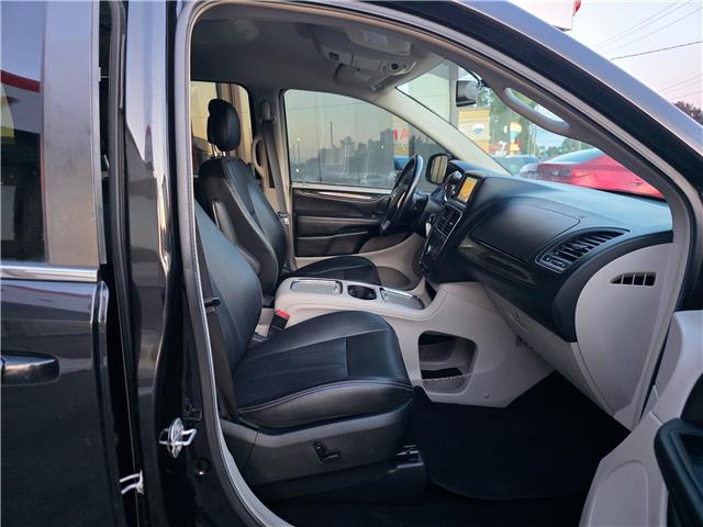 2017 Dodge Grand Caravan Crew (Stk: 2508432) in Waterloo - Image 27 of 27 2017 Dodge Grand Caravan Crew (Stk: 2508432) in Waterloo - Image 27 of 27