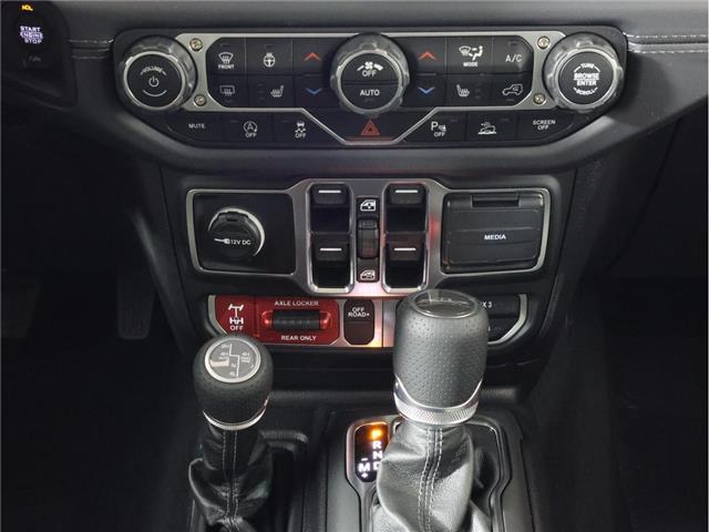 2025 Jeep Gladiator Mojave (Stk: 25J178) in Calgary - Image 11 of 18 2025 Jeep Gladiator Mojave (Stk: 25J178) in Calgary - Image 11 of 18