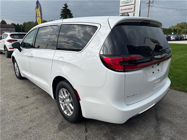 2026 Chrysler Pacifica Select (Stk: 26000) in Meaford - Image 7 of 13