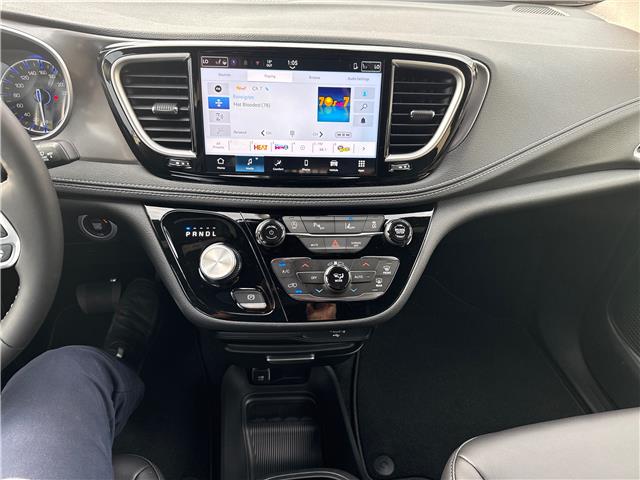 2026 Chrysler Pacifica Select (Stk: 26000) in Meaford - Image 12 of 13